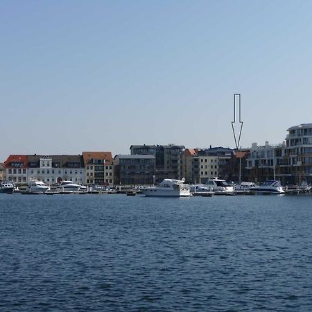 Ferienwohnung "Am Yachthafen" Objekt Id 12104-7 Waren  Exterior photo