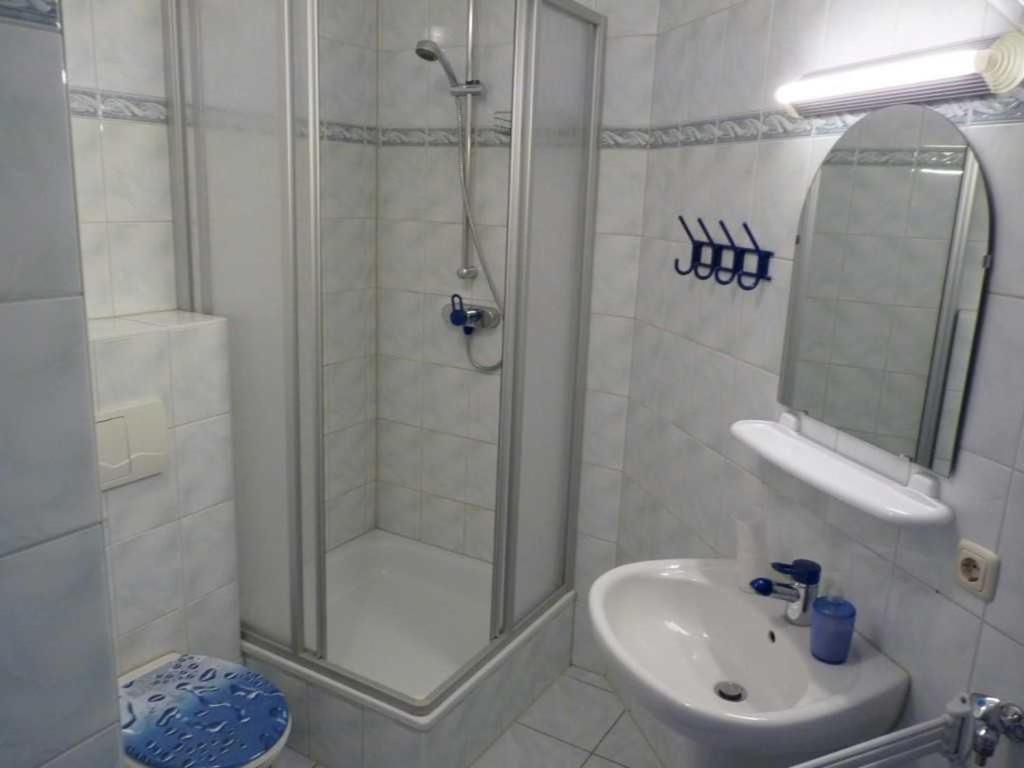 Ferienwohnung "Am Yachthafen" Objekt Id 12104-7 Waren  Exterior photo